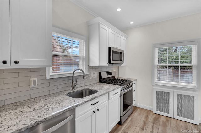 37 Fountain Avenue, Rockville Centre, NY 11570