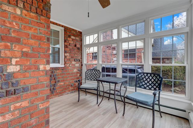 37 Fountain Avenue, Rockville Centre, NY 11570