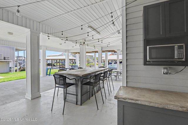 4009 Borneo Street, Bay Saint Louis, MS 39520