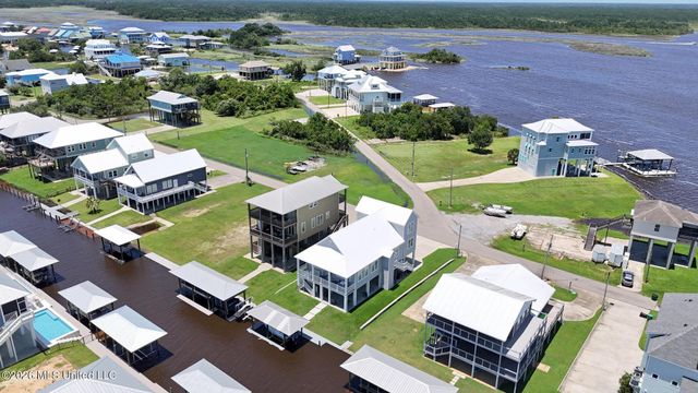 4009 Borneo Street, Bay Saint Louis, MS 39520