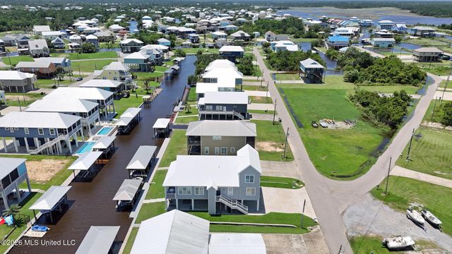4009 Borneo Street, Bay Saint Louis, MS 39520