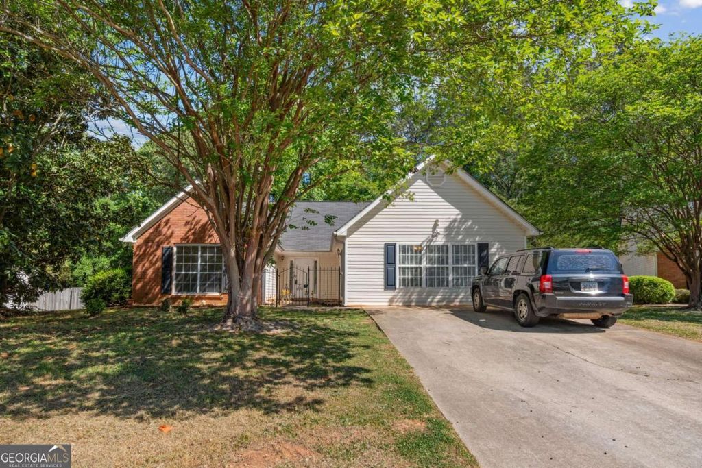 240 Plantation Boulevard, Stockbridge, GA 30281