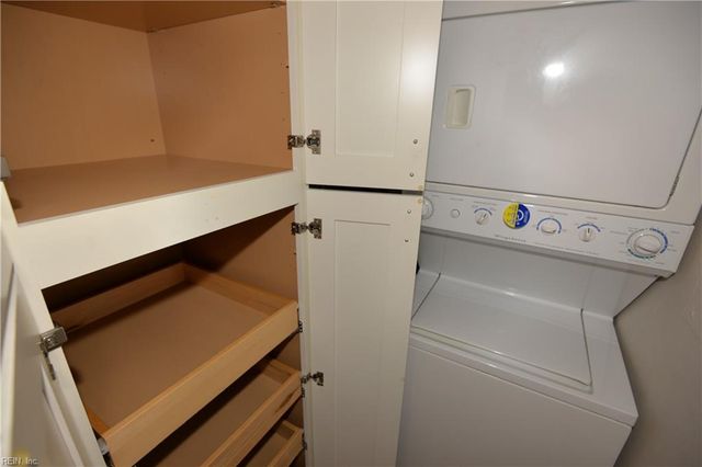 3288 Page Ave Apt 1004, Virginia Beach, VA 23451