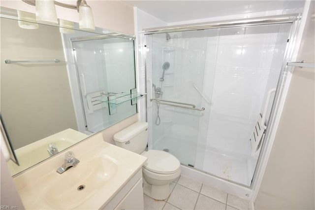 3288 Page Ave Apt 1004, Virginia Beach, VA 23451