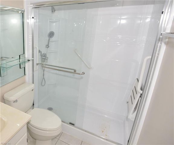 3288 Page Ave Apt 1004, Virginia Beach, VA 23451