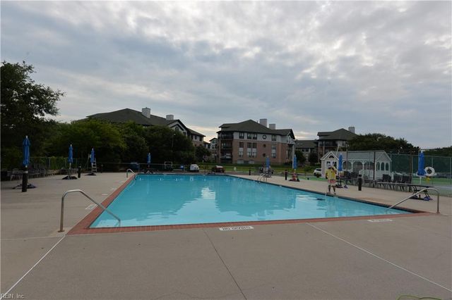 3288 Page Ave Apt 1004, Virginia Beach, VA 23451