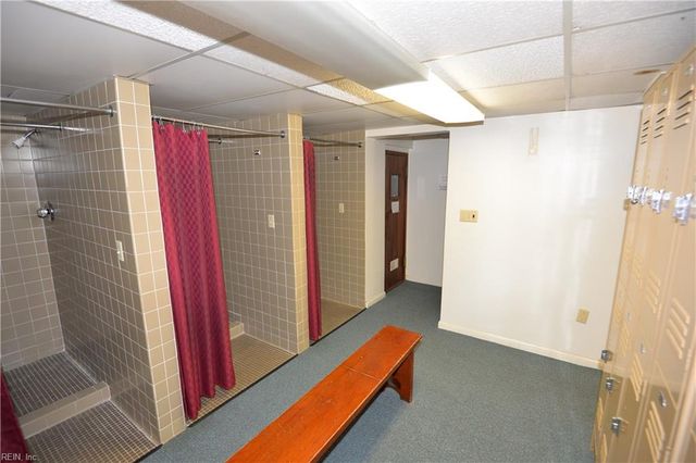 3288 Page Ave Apt 1004, Virginia Beach, VA 23451