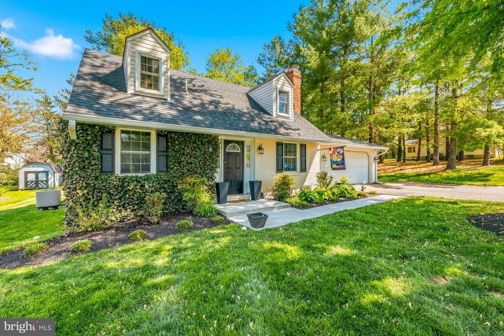 6521 MONROE AVE, Eldersburg, MD 21784