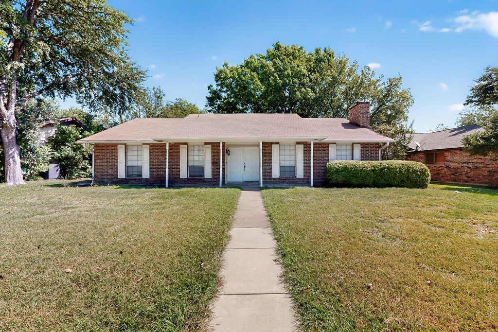3505 Claymore Drive, Plano, TX 75075