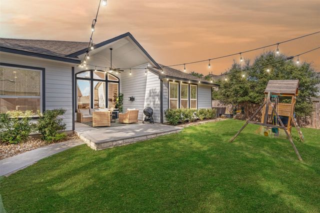 533 Mallow RD, Leander, TX 78641