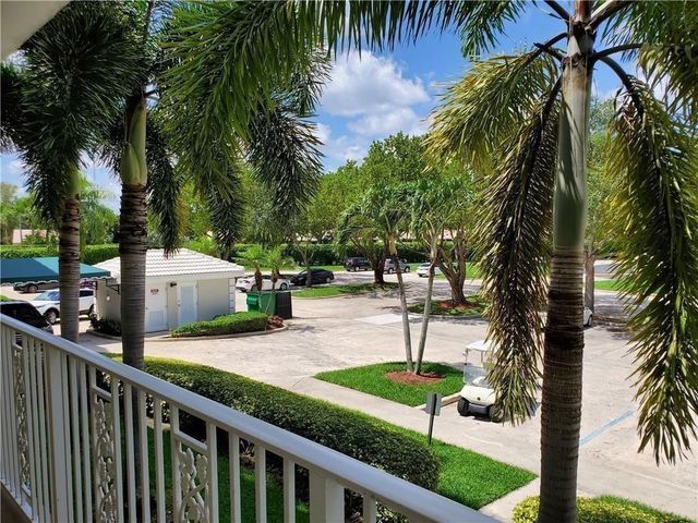 6061 Balboa Circle 201, Boca Raton, FL 33433