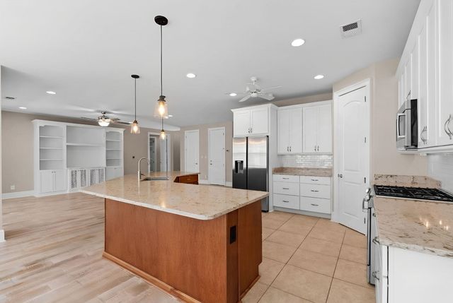 5915 Woodside Ave., Myrtle Beach, SC 29577