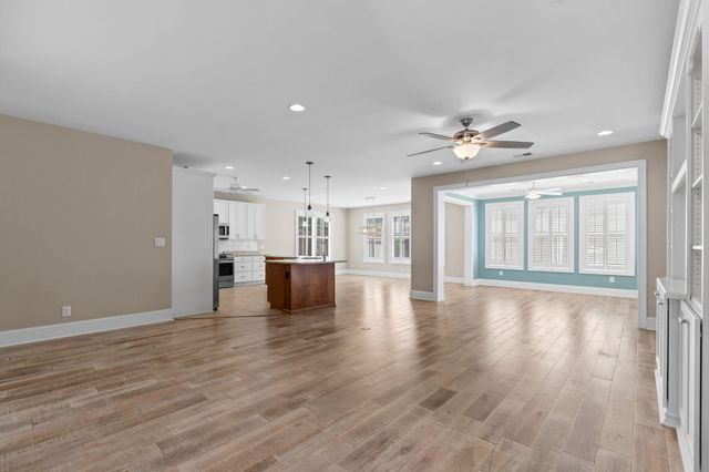 5915 Woodside Ave., Myrtle Beach, SC 29577