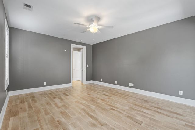 5915 Woodside Ave., Myrtle Beach, SC 29577