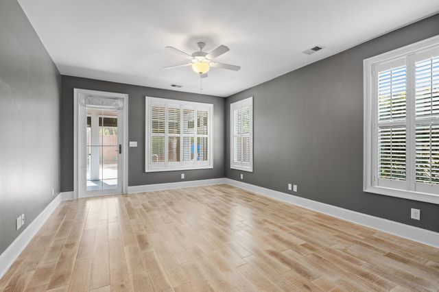 5915 Woodside Ave., Myrtle Beach, SC 29577