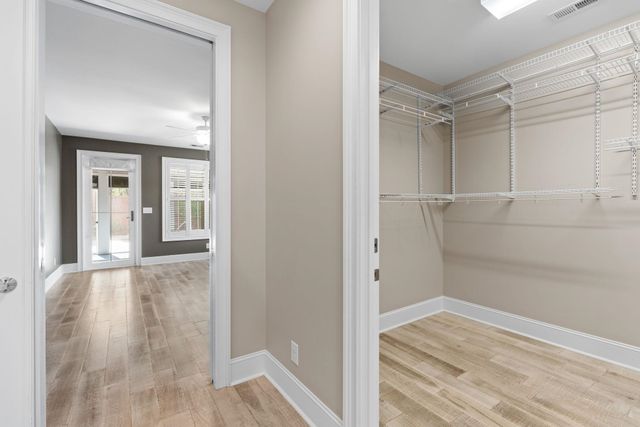 5915 Woodside Ave., Myrtle Beach, SC 29577