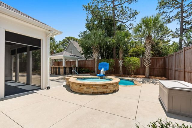 5915 Woodside Ave., Myrtle Beach, SC 29577