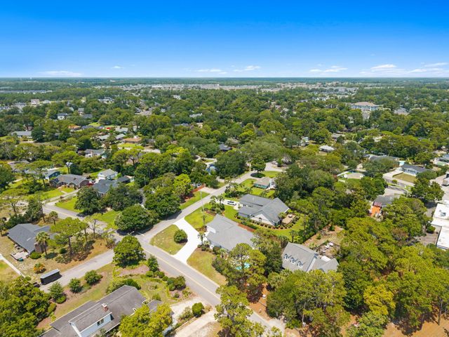 5915 Woodside Ave., Myrtle Beach, SC 29577
