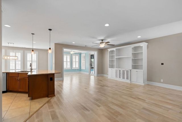 5915 Woodside Ave., Myrtle Beach, SC 29577