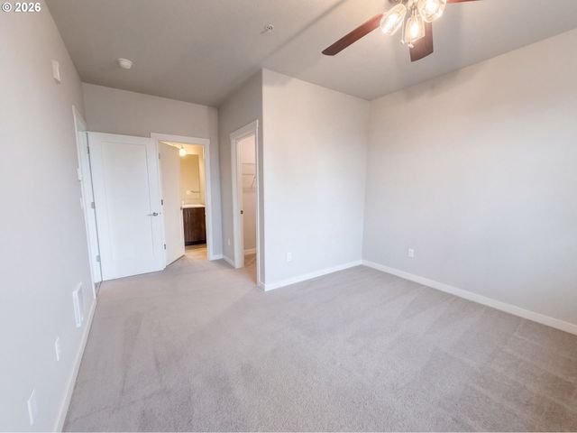 16417 Nw CHADWICK Way 203, Portland, OR 97229