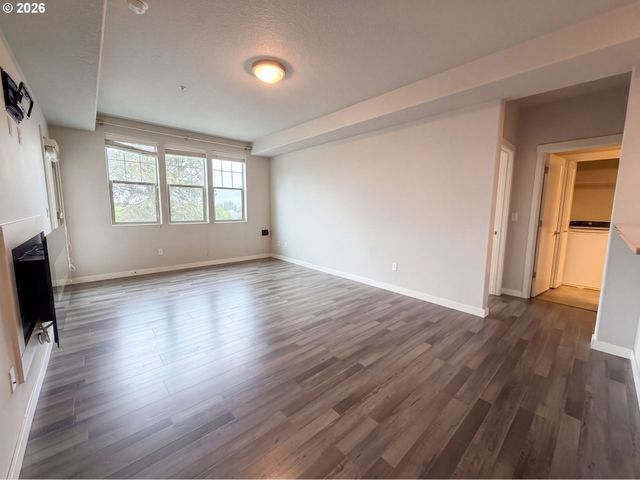 16417 Nw CHADWICK Way 203, Portland, OR 97229