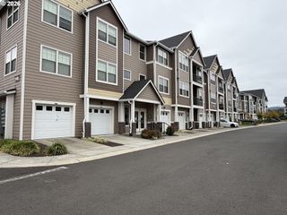 16417 Nw CHADWICK Way 203, Portland, OR 97229