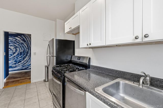 55 Knolls Crescent 1C, Bronx, NY 10463