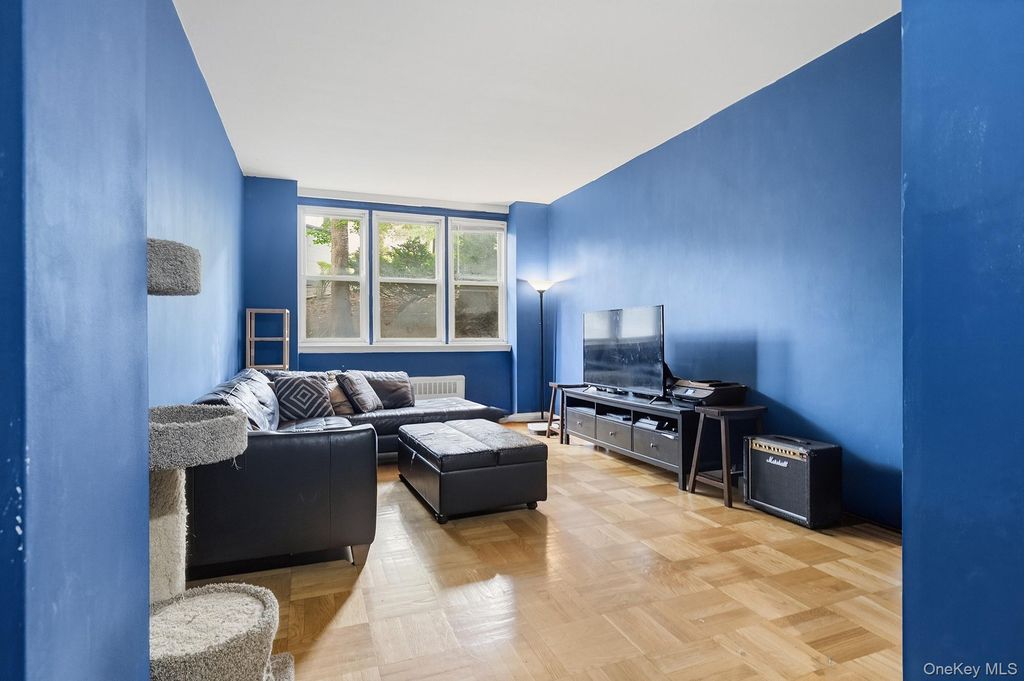 55 Knolls Crescent 1C, Bronx, NY 10463 — photo 2