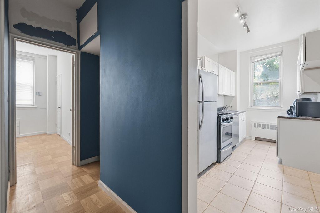 55 Knolls Crescent 1C, Bronx, NY 10463 — photo 5
