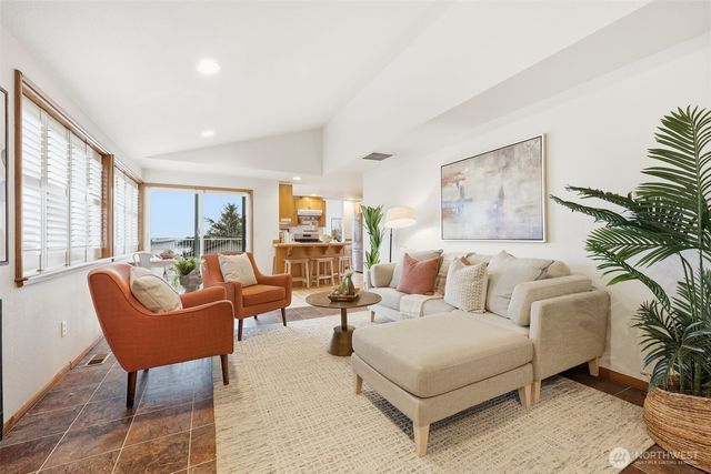 4710 Silver Bow Road NE, Tacoma, WA 98422