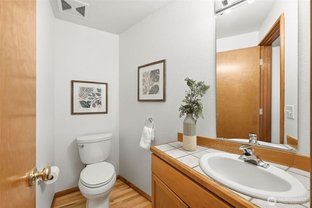 4710 Silver Bow Road NE, Tacoma, WA 98422