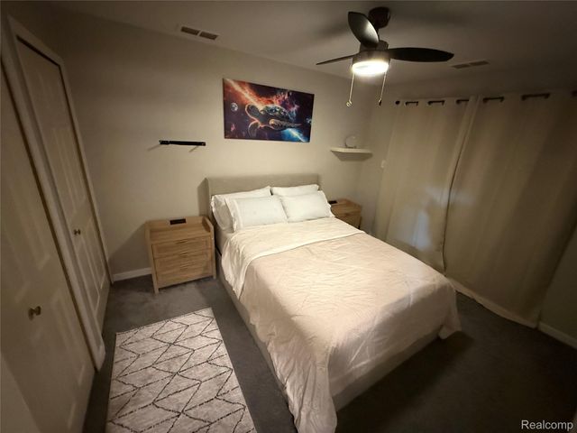 8066 Coventry Street, Westland, MI 48185