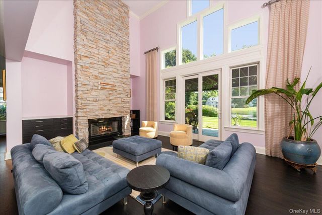 53 Pembroke Drive, Glen Cove, NY 11542
