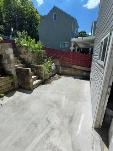 5614 Donson Way, Lawrenceville, PA 15201