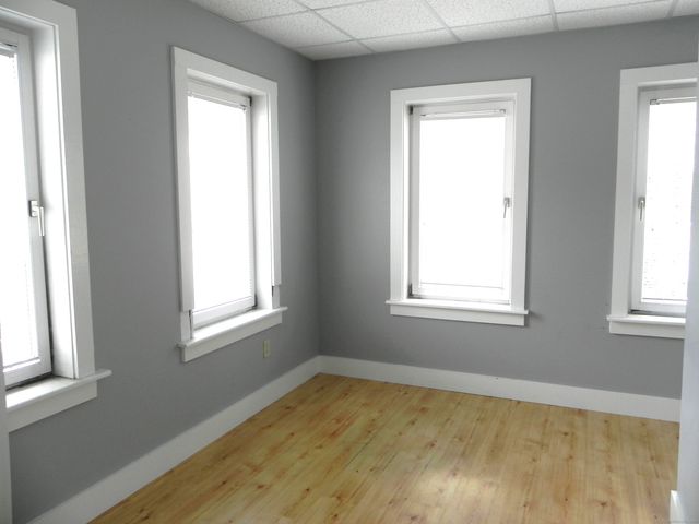 27 North Main Street 7A, Kent, CT 06757