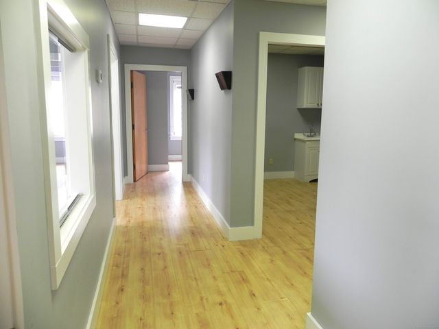 27 North Main Street 7A, Kent, CT 06757