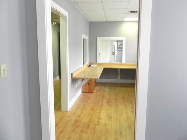 27 North Main Street 7A, Kent, CT 06757