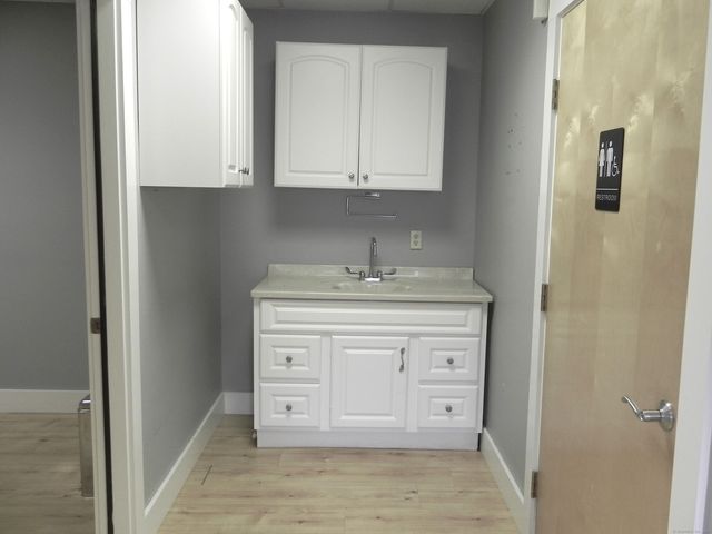 27 North Main Street 7A, Kent, CT 06757