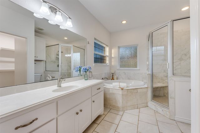 2 County Road 4725, Leonard, TX 75452