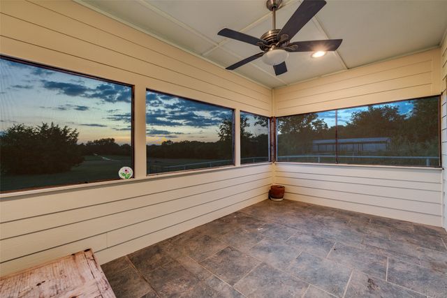 2 County Road 4725, Leonard, TX 75452