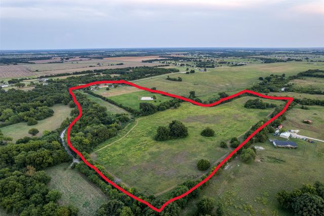 2 County Road 4725, Leonard, TX 75452