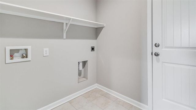 2208 Savannah View Drive, Lake Charles, LA 70607