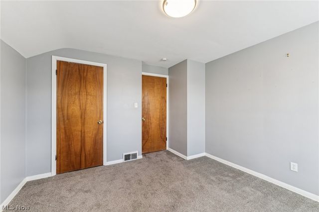 5039 Fairlawn Road, Lyndhurst, OH 44124