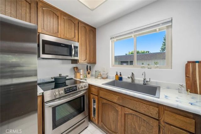 126 Flag Way B, Paso Robles, CA 93446