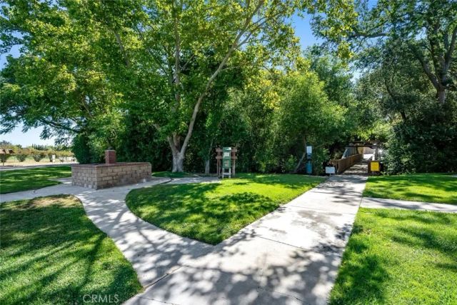 126 Flag Way B, Paso Robles, CA 93446