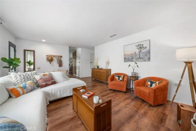 126 Flag Way B, Paso Robles, CA 93446