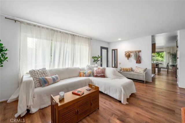 126 Flag Way B, Paso Robles, CA 93446