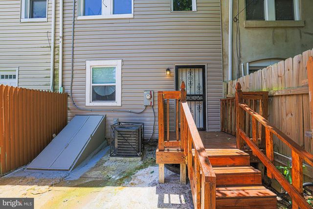 4110 FAIRVIEW AVE, Baltimore, MD 21216