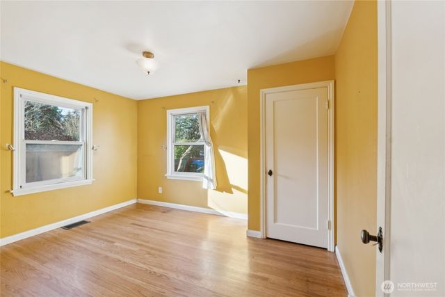 15208 6th Avenue NE, Shoreline, WA 98155