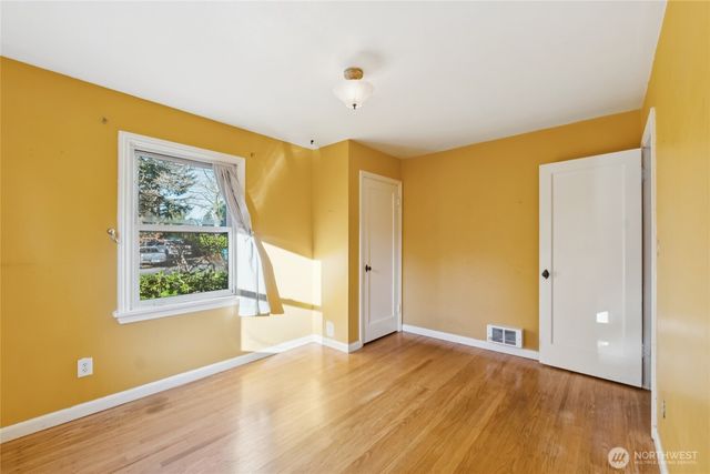 15208 6th Avenue NE, Shoreline, WA 98155